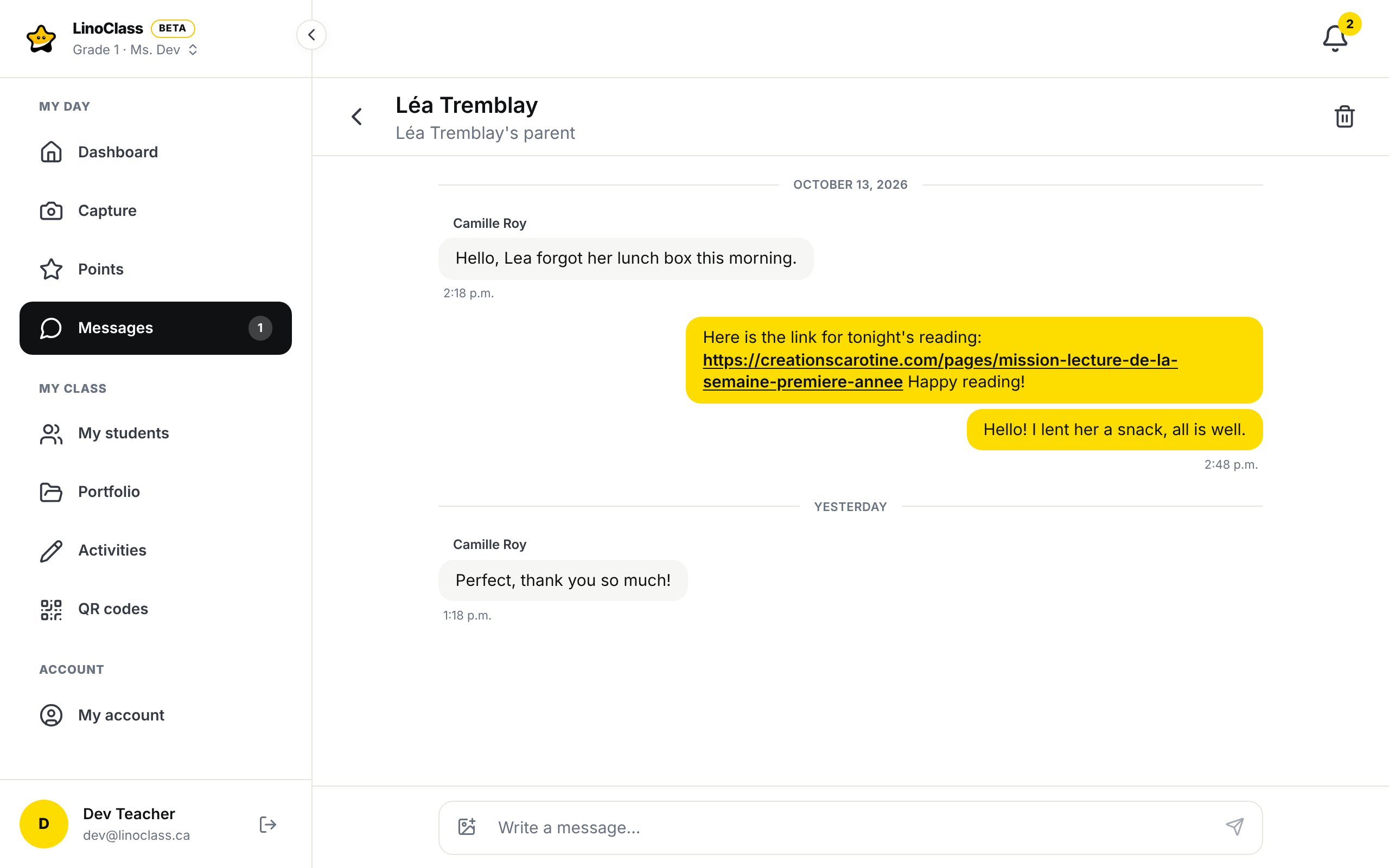 A conversation open on a computer. At the top, Léa Tremblay and the line Léa Tremblay's parent. In the middle, Camille Roy's grey bubbles on the left, with her name above them, and two yellow bubbles from the teacher on the right, the time under the last one of each group. A "Yesterday" line separates the days. At the bottom, the "Write a message..." box with the send arrow in its corner.