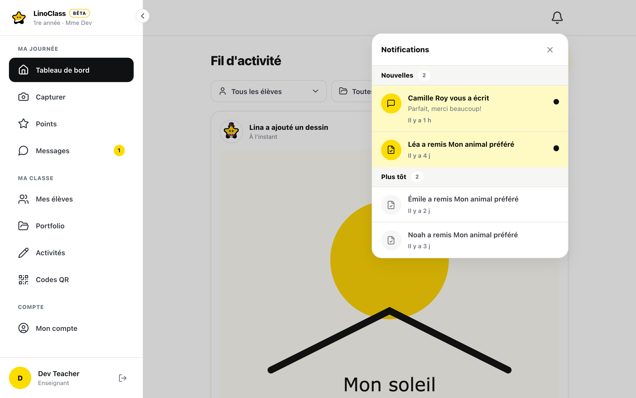 Le fil de la classe sur un ordinateur, avec le panneau « Notifications » ouvert sous la cloche. Sous « Nouvelles » (2), deux lignes en gras : « Camille Roy vous a écrit » et « L