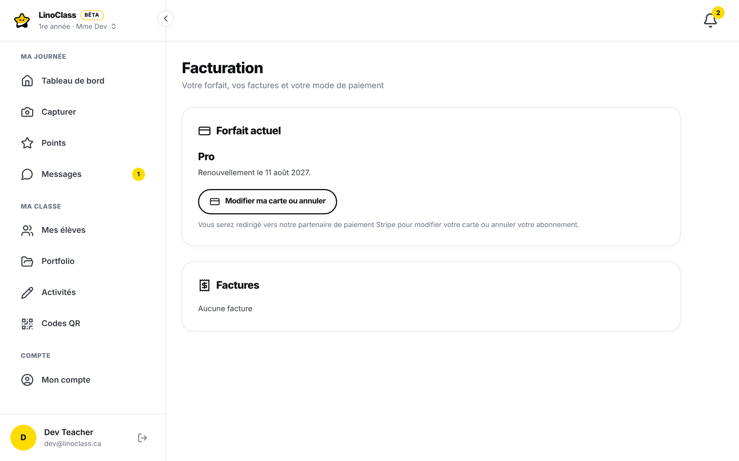 La page « Facturation » sur un ordinateur. La carte « Forfait actuel » dit « Pro », avec la date du prochain renouvellement et le bouton « Modifier ma carte ou annuler ». Dessous, la carte « Factures » dit « Aucune facture ».